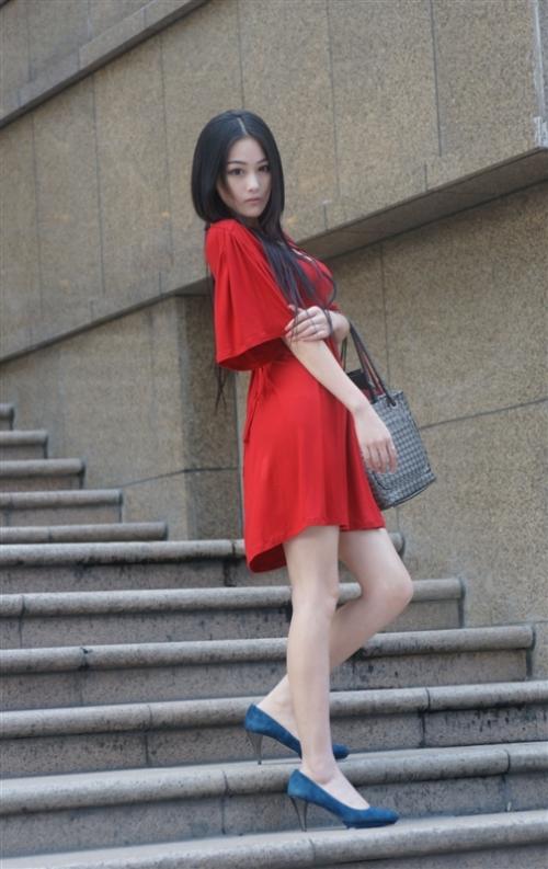 The model in Red dress, blue shoes
cute-model-in-red-dress.jpg [Hot/Pretty Girls Beauties]

File Size (KB): 275.22 KB
Last Modified: November 28 2020 17:14:15
