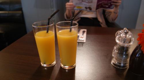 orange juice, drink, date, Windsor castle, restaurant


Camera Used: SONY  DSLR-A230
Exposure Time: 1/8
Aperture: f/3.5
ISO: 400
Date Taken: 2010:08:05 14:41:02
File Size (KB): 2848 KB
Last Modified: November 28 2020 17:18:41
