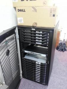 Dell Server Decks Computing Cluster Total: 16 nodes, 80 Cores, 328GB Memory, 9000GB HDD